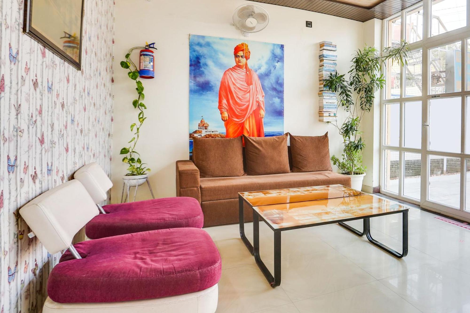 Super Hotel O Jamrani Formerly White House Haldwāni Esterno foto